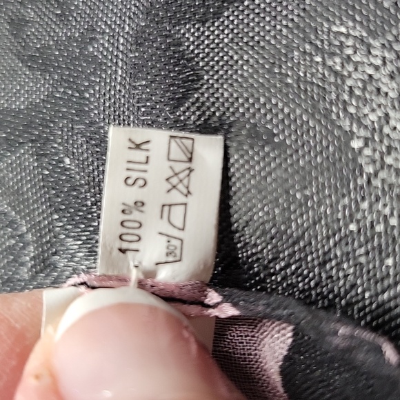 Exquisite Vintage Pink and Black Silk Retro Scarf Headcover - Picture 5 of 5